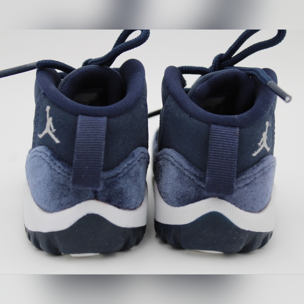 Jordan 11 Retro (TD) 4C – Midnight Navy – Mint Condition - Picture 4 of 8